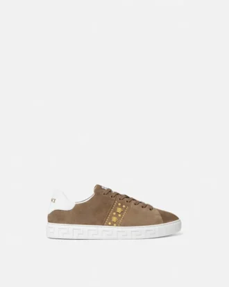 Greca-dekorerte sneakers i semsket skinn